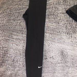 Nike black leggings